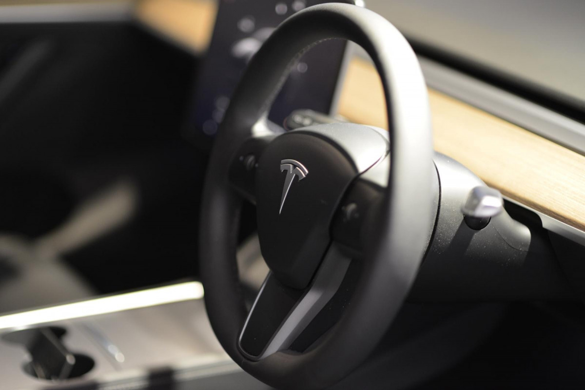 MODEL  Y  PERFORMANCE - Image 9