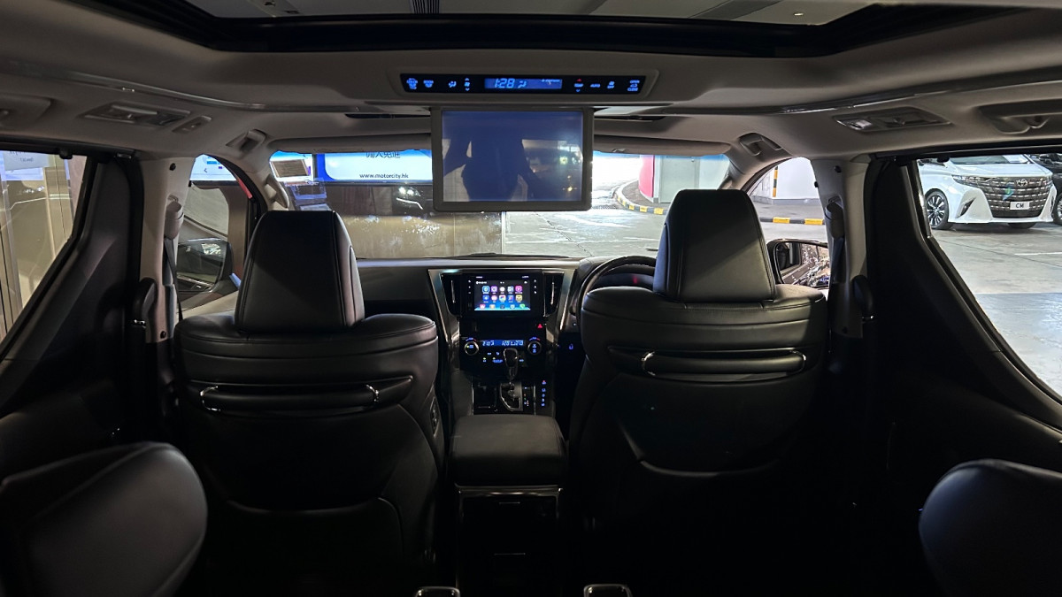 VELLFIRE - Image 9