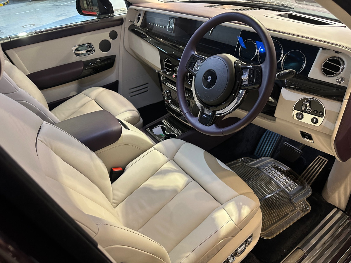 PHANTOM EWB 4 SEATER - Image 3