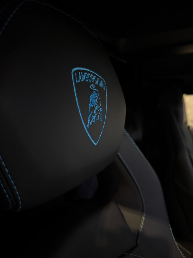 AVENTADOR LP700-4 ROADSTER - Image 6
