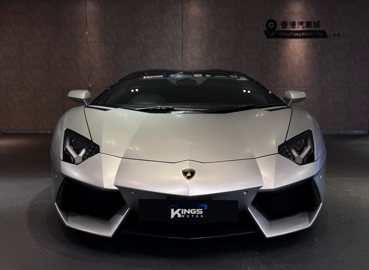 AVENTADOR LP700-4 ROADSTER - Image 3
