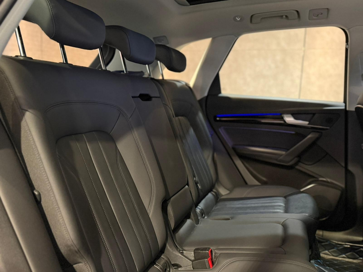 Q5 45 TFSI QUATTRO S LINE - Image 4