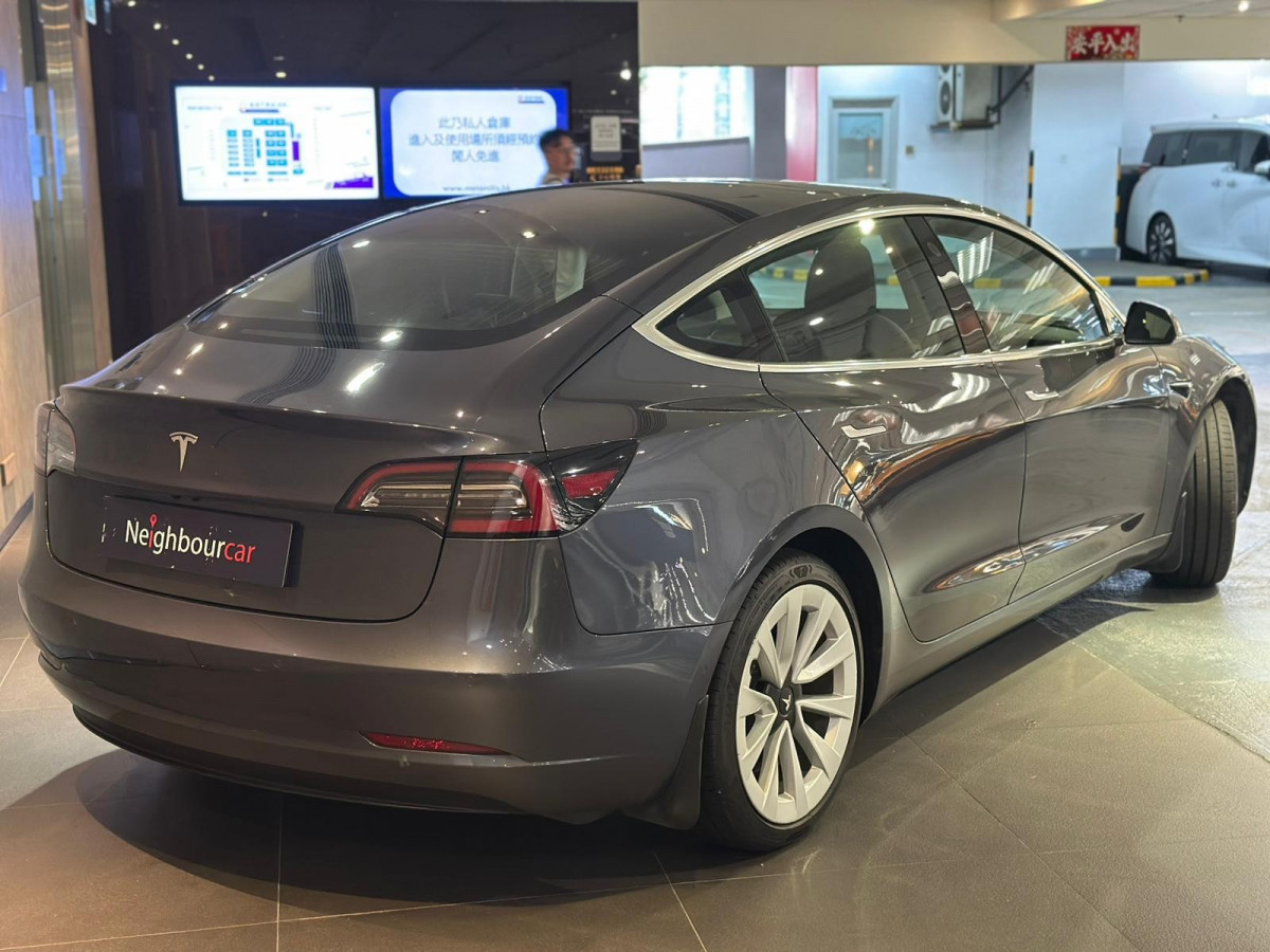 MODEL 3 STANDARD RANGE PLUS REAR WHEEL DRIVE - Image 5