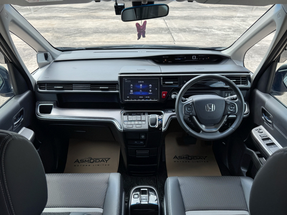 Stepwgn SPADA Hybrid EX Cool - Image 3