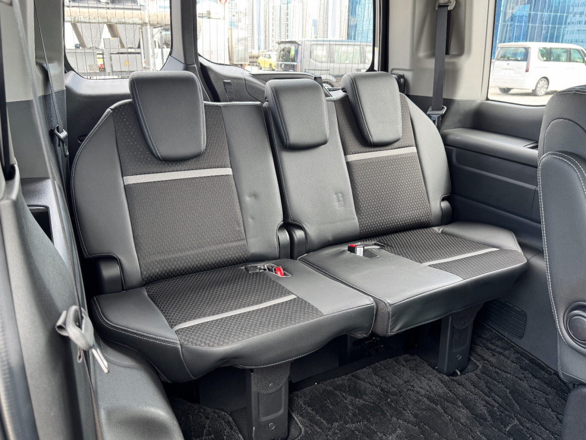 Stepwgn SPADA Hybrid EX Cool - Image 7