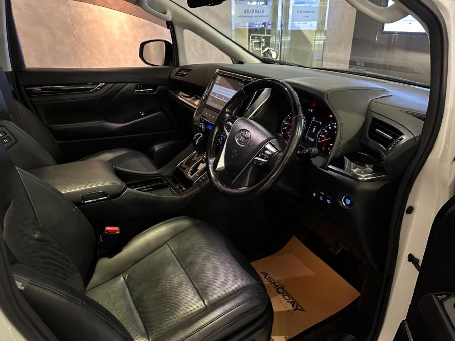 Vellfire 2.5 ZG Modellista - Image 2