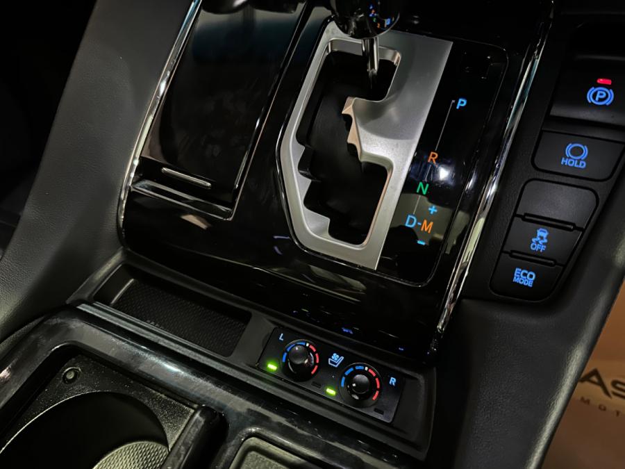 Vellfire 2.5 ZG Modellista - Image 6