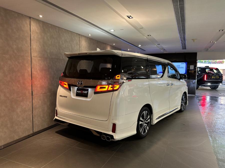 Vellfire 2.5 ZG Modellista - Image 8