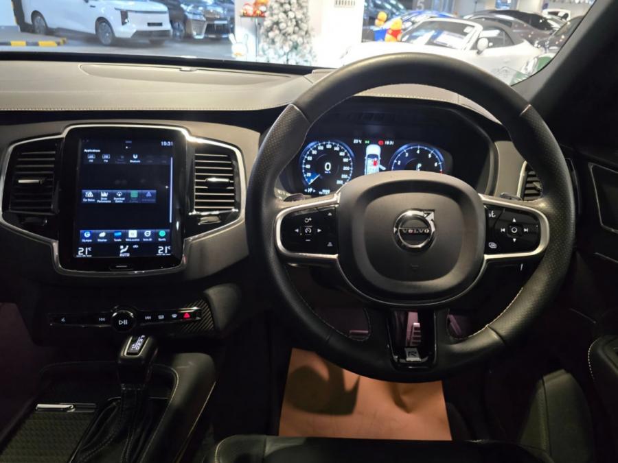 XC90 T6 R-DESIGN - Image 5