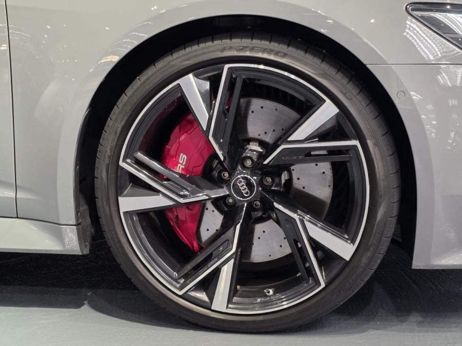 RS6 AVANT QUATTRO - Image 4