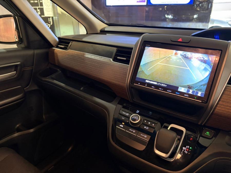 FREED CROSSTAR HYBRID 6座 - Image 6