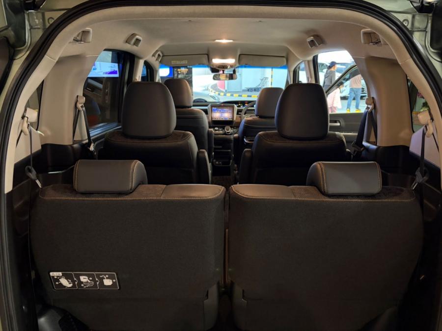 FREED CROSSTAR HYBRID 6座 - Image 5