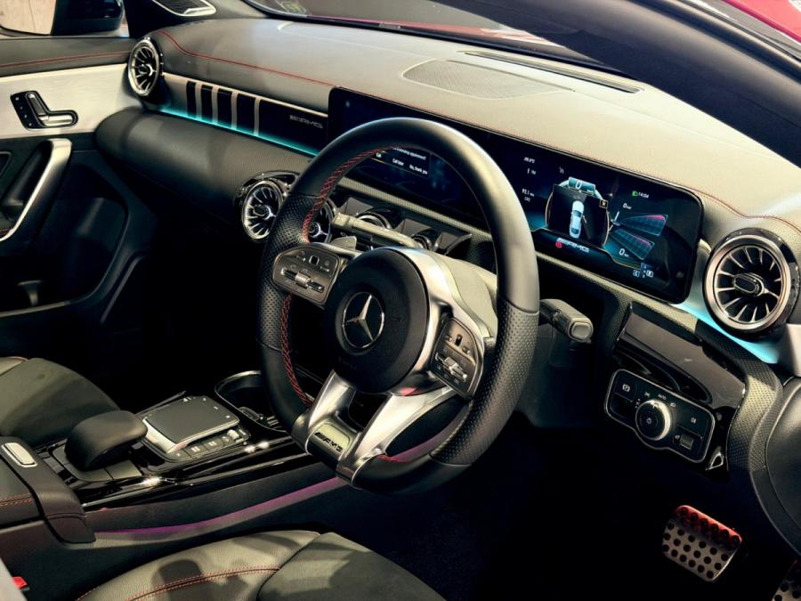 AMG CLA35 4MATIC COUPE - Image 8