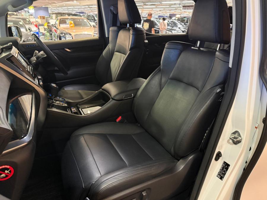 Vellfire Hybrid - Image 5