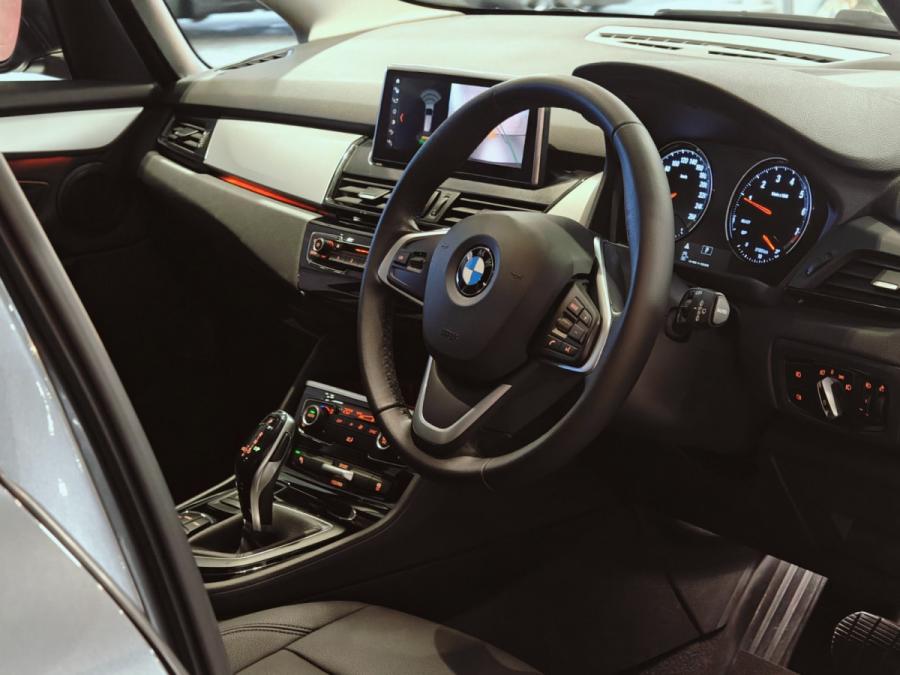 218i Grand Tourer - Image 8