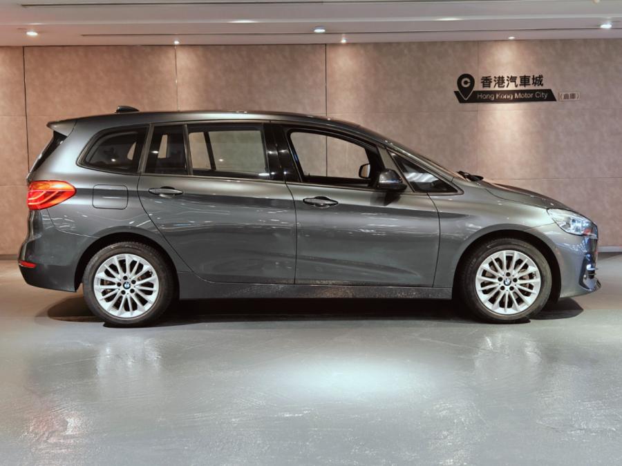 218i Grand Tourer - Image 18