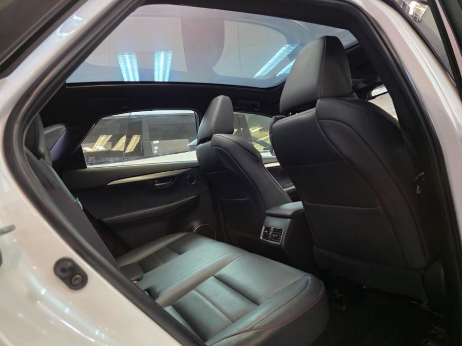 NX200T F SPORT - Image 9