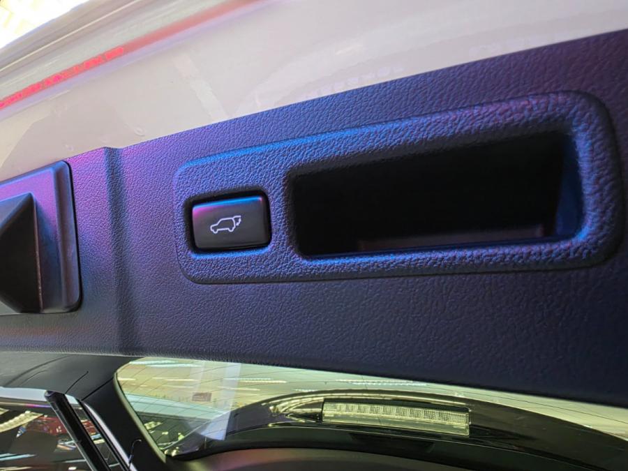 NX200T F SPORT - Image 10