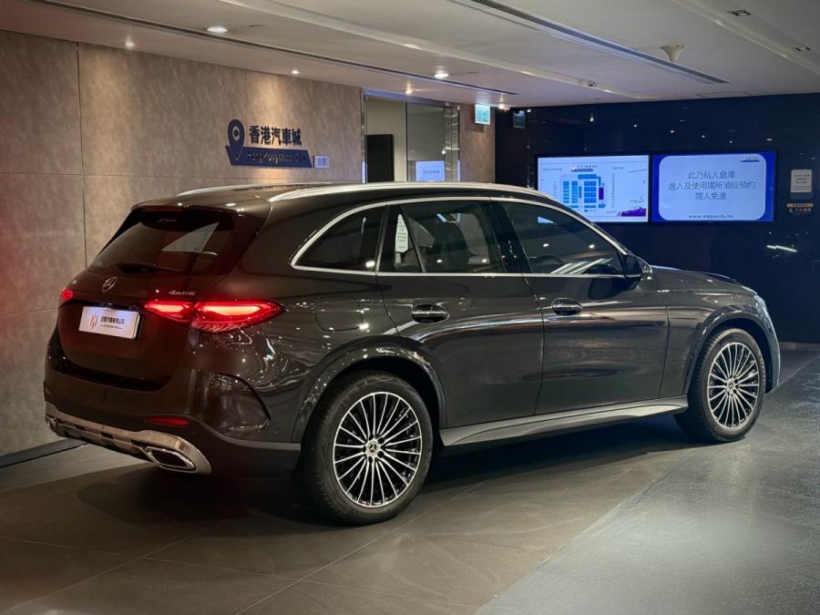 2022 GLC300 AMG 4MATIC - Image 2