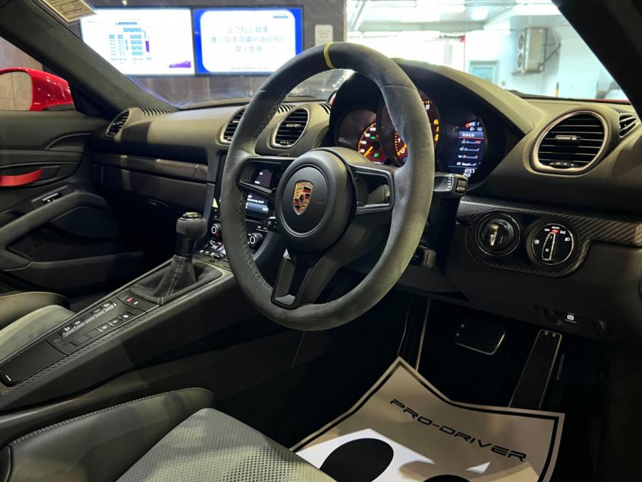 718 CAYMAN GT4RS - Image 7