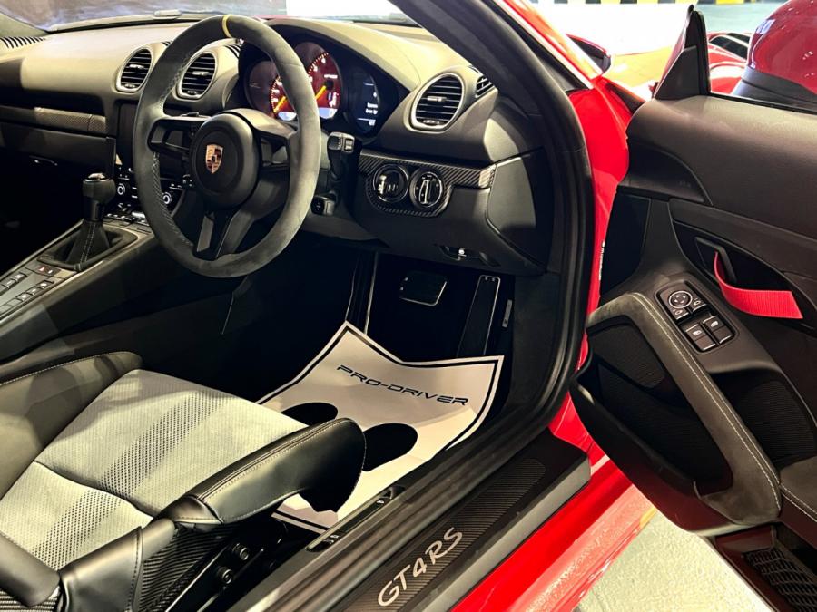 718 CAYMAN GT4RS - Image 8