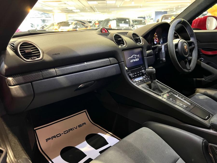 718 CAYMAN GT4RS - Image 10