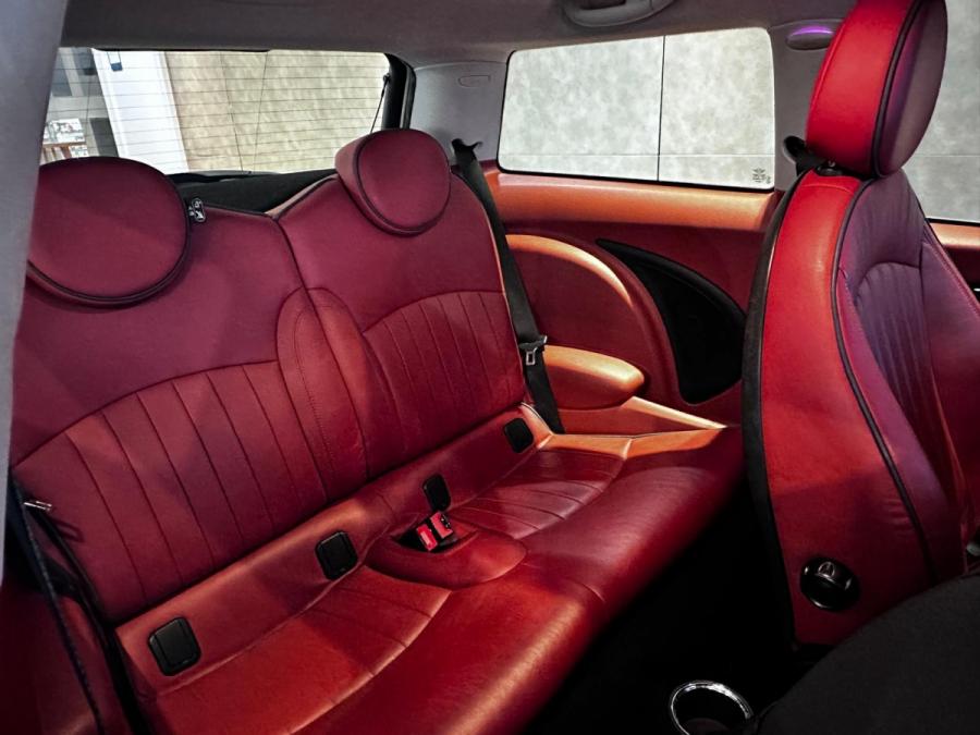 Cooper S Auto Exclusive Package - Image 8