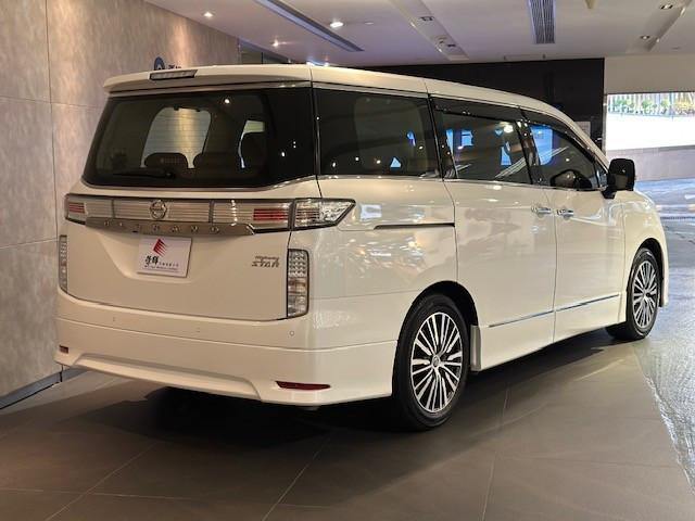 行貨 ELGRAND 2.5 Highway Star豪華版 - Image 2