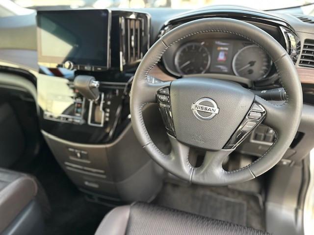 行貨 ELGRAND 2.5 Highway Star豪華版 - Image 6