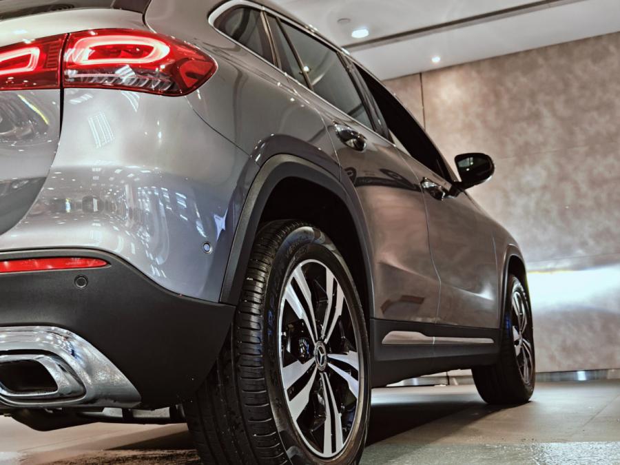 GLA200 (H247) - Image 17