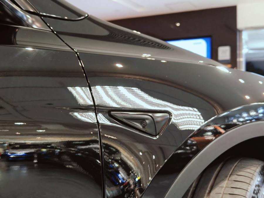 Model Y Long Range Dual Motor All Wheel Drive - Image 11