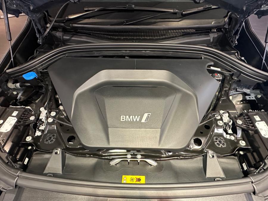 IX1 xDrive30 M Sport Edition - Image 6