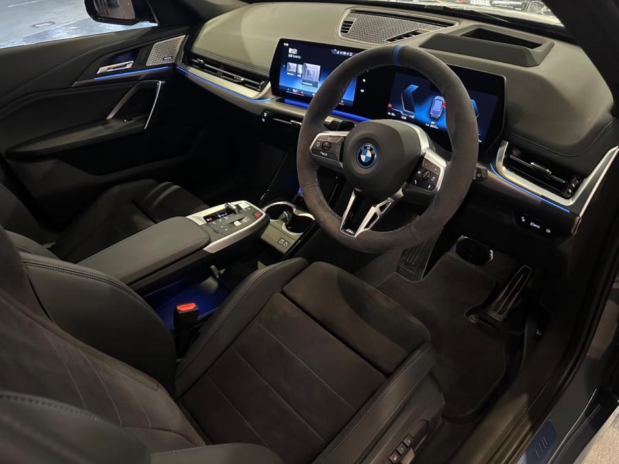 IX1 xDrive30 M Sport Edition - Image 3