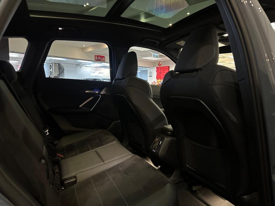 IX1 xDrive30 M Sport Edition - Image 4