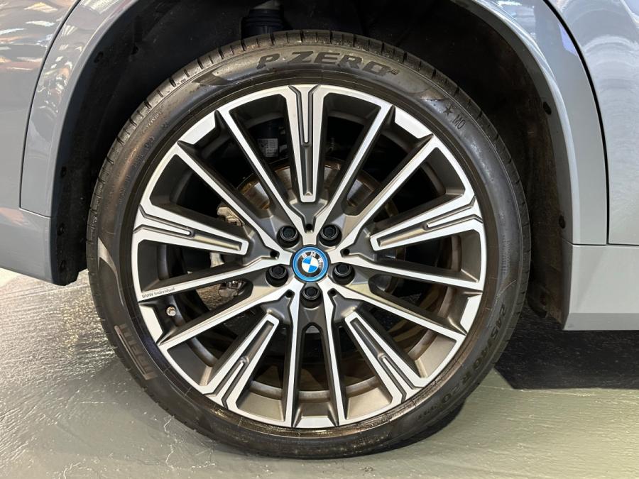 IX1 xDrive30 M Sport Edition - Image 5