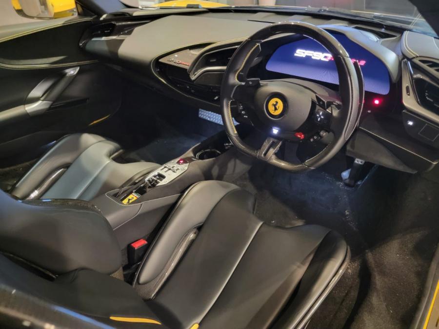 SF90 STRADEALE - Image 4