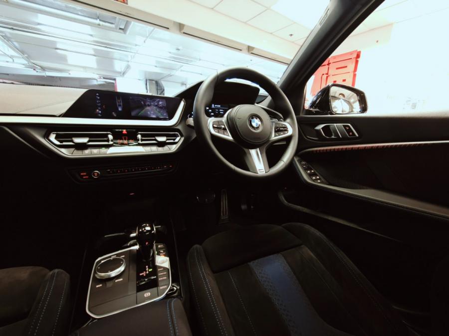 118iA M Sport Edition (F40) - Image 11