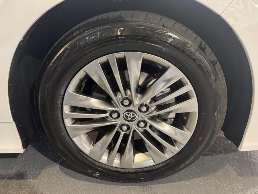 Alphard 2.5 Z - Image 6