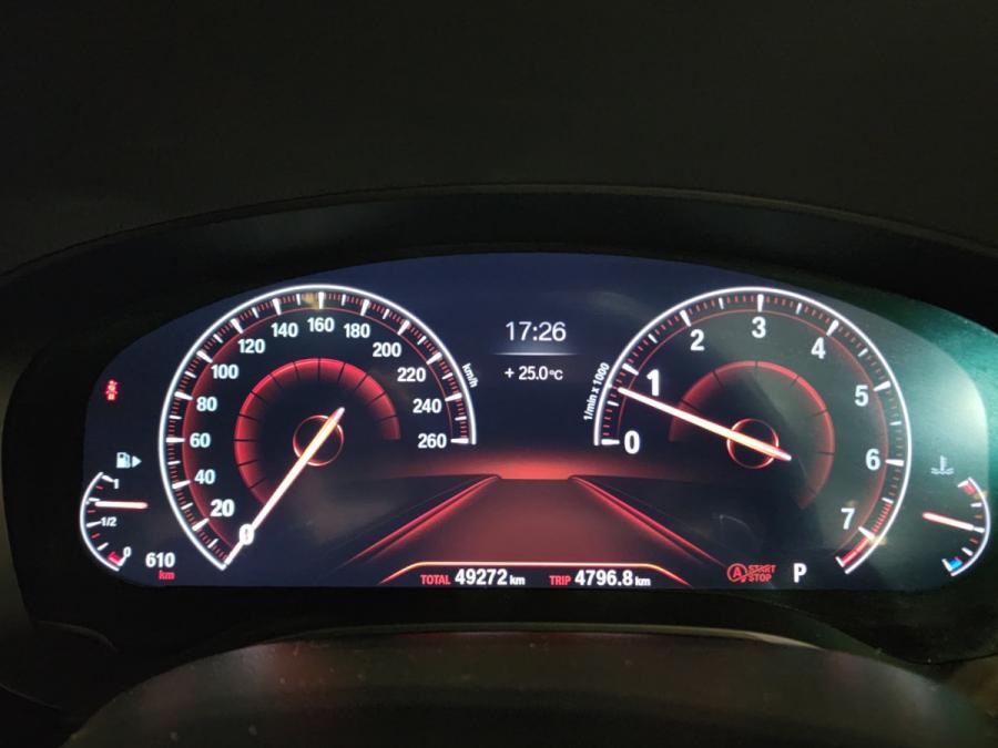 520IA SALOON M SPORT EDITION - Image 4