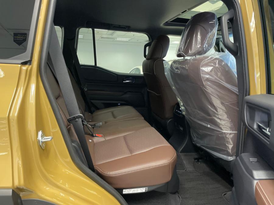 Land Cruiser 250 (全新車） - Image 6