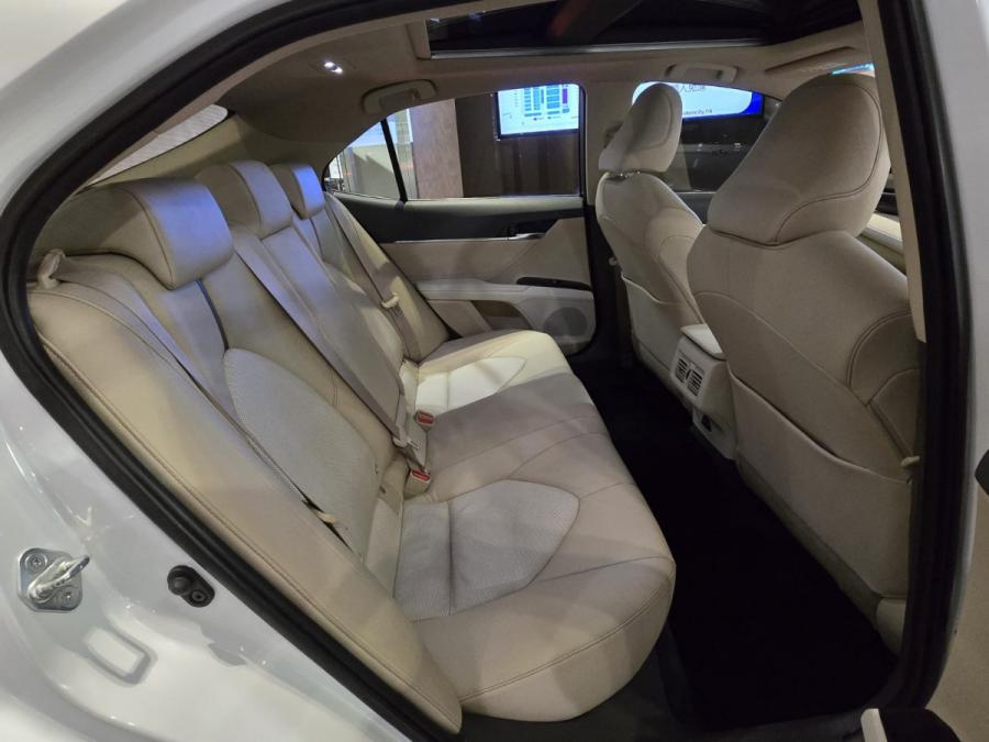 CAMRY 2.5 DELUXE - Image 7