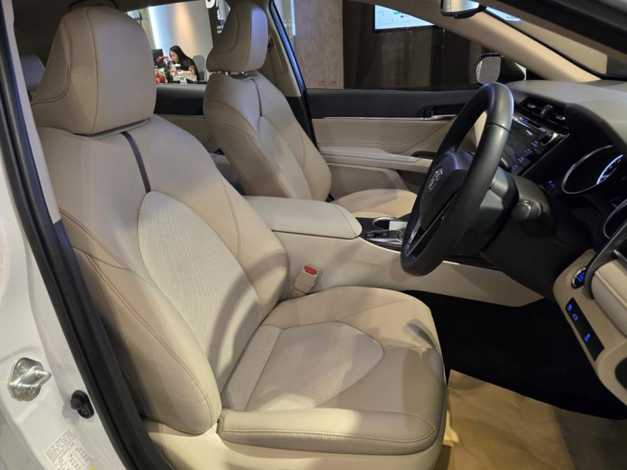 CAMRY 2.5 DELUXE - Image 6