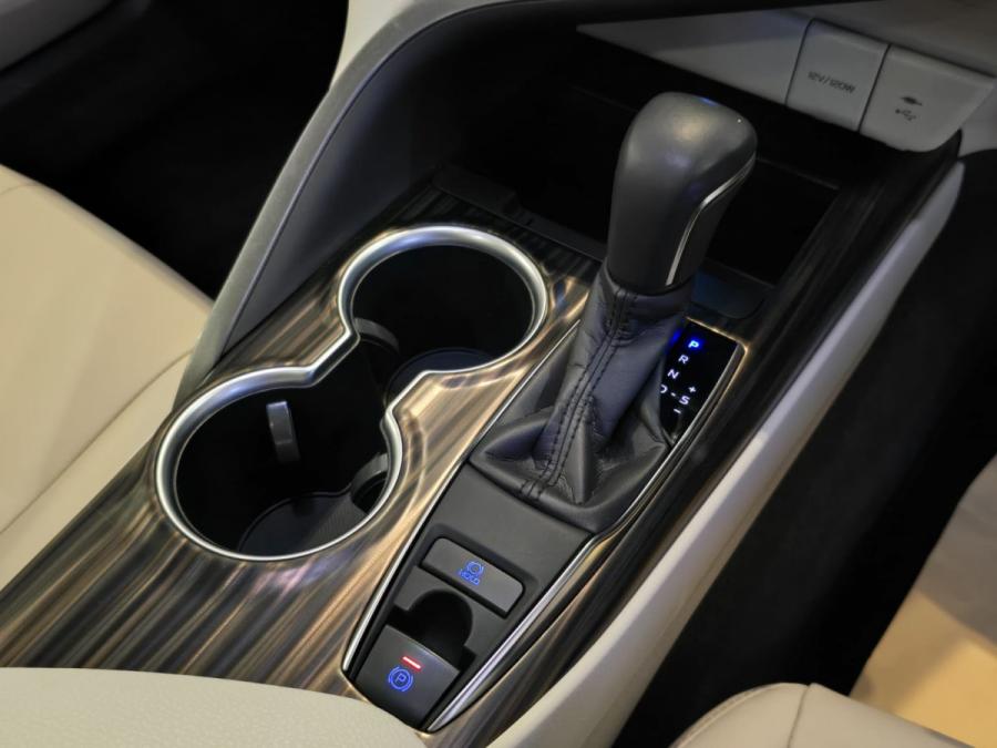 CAMRY 2.5 DELUXE - Image 10