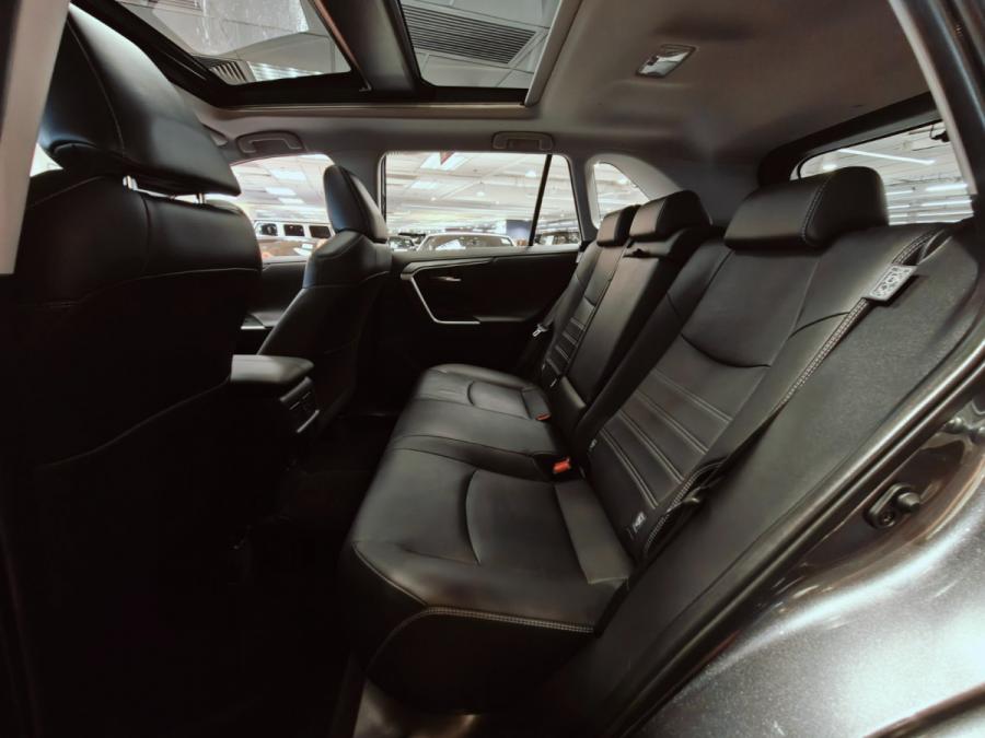 RAV4 - Image 18