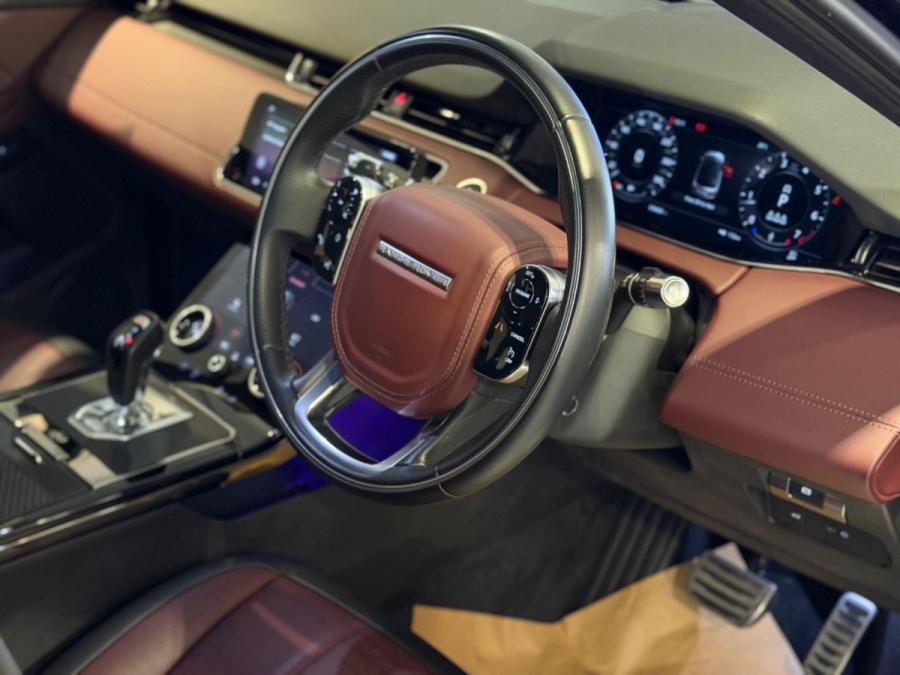 RR EVOQUE P250 R-DYN HSE - Image 6