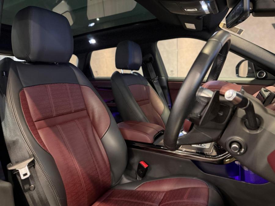 RR EVOQUE P250 R-DYN HSE - Image 7