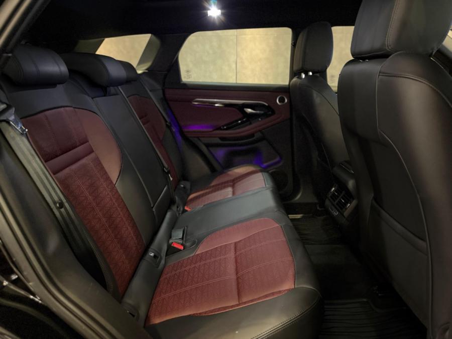 RR EVOQUE P250 R-DYN HSE - Image 9