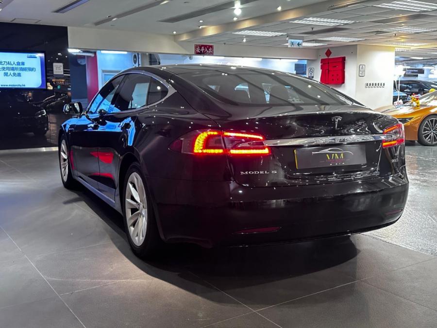 Tesla Model S 90D - Image 4