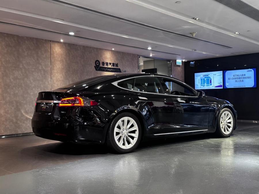 Tesla Model S 90D - Image 3
