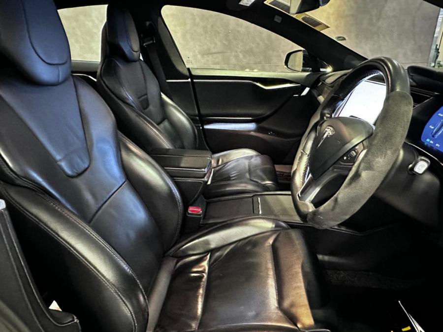 Tesla Model S 90D - Image 6